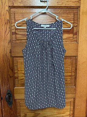 LOFT Black and White Diamond-Print Sleeveless Top